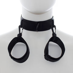 COLLO OHMAMA FETISH IN NYLON CON FERMA POLSI